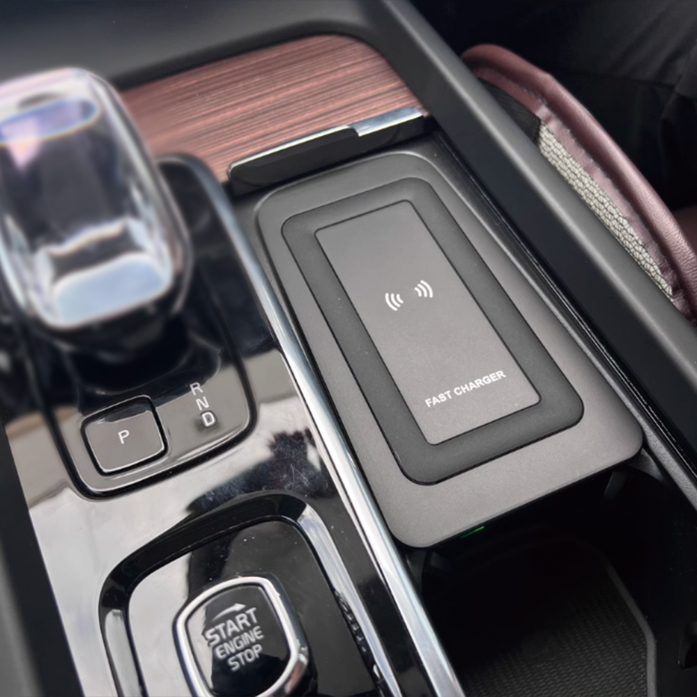 Center console Wireless charge – обзор и цена Volvo Car Accessories Xc60