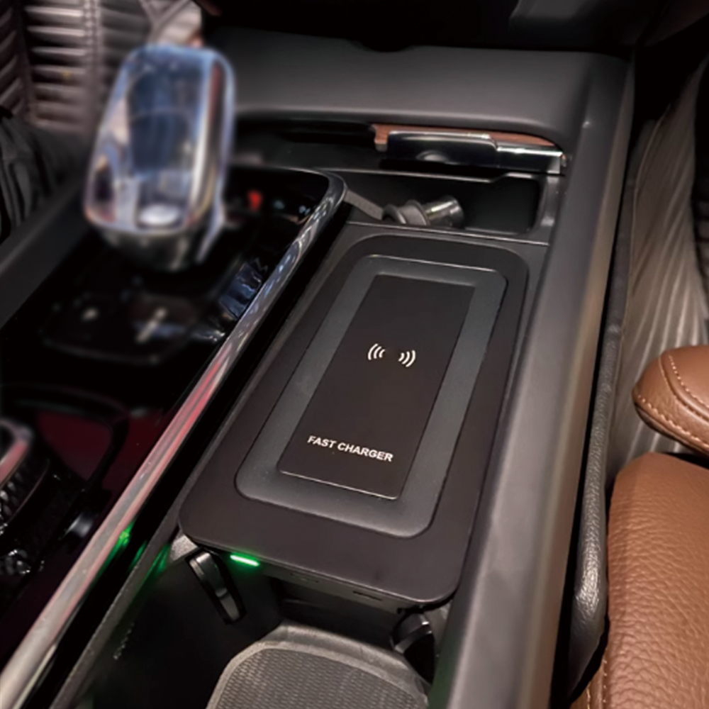 Center console Wireless charge – обзор и цена Volvo Car Accessories Xc60